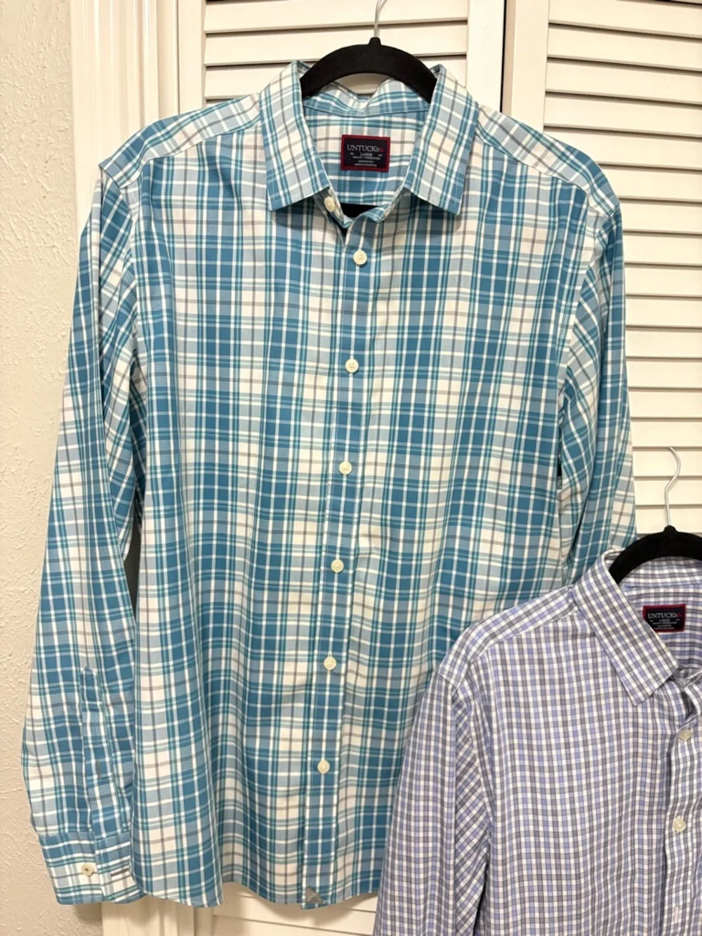 UNTUCKit Teal Plaid & Light Blue Check Men’s Button-Down Shirts (Pair) - Picture 4 of 5